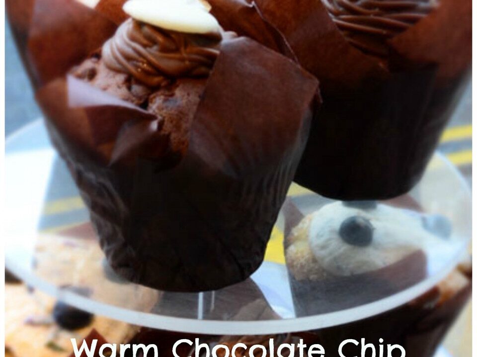 Warm Chocolate Chip Muffins, muffin recipe, chocolate recipe