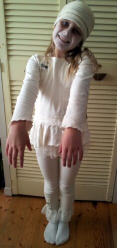 Halloween dress up, costume ideas, Zombie
