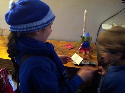elf on the shelf, christmas elf, advent activities,