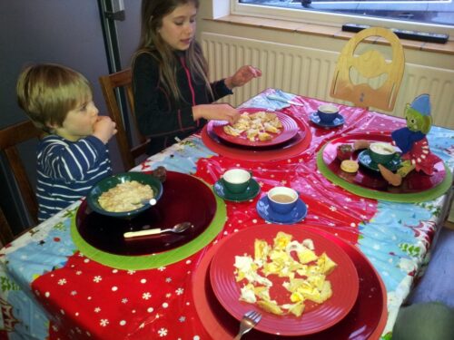elf on the shelf, Elf breakfast, christmas elf