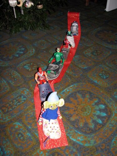elf on the shelf, christmas elf, train