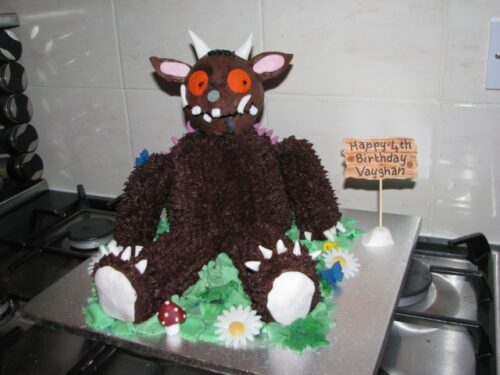 gruffalo cake, gruffalo party, gruffalo food, www.toddlebabes.co.uk, Julia Donaldson